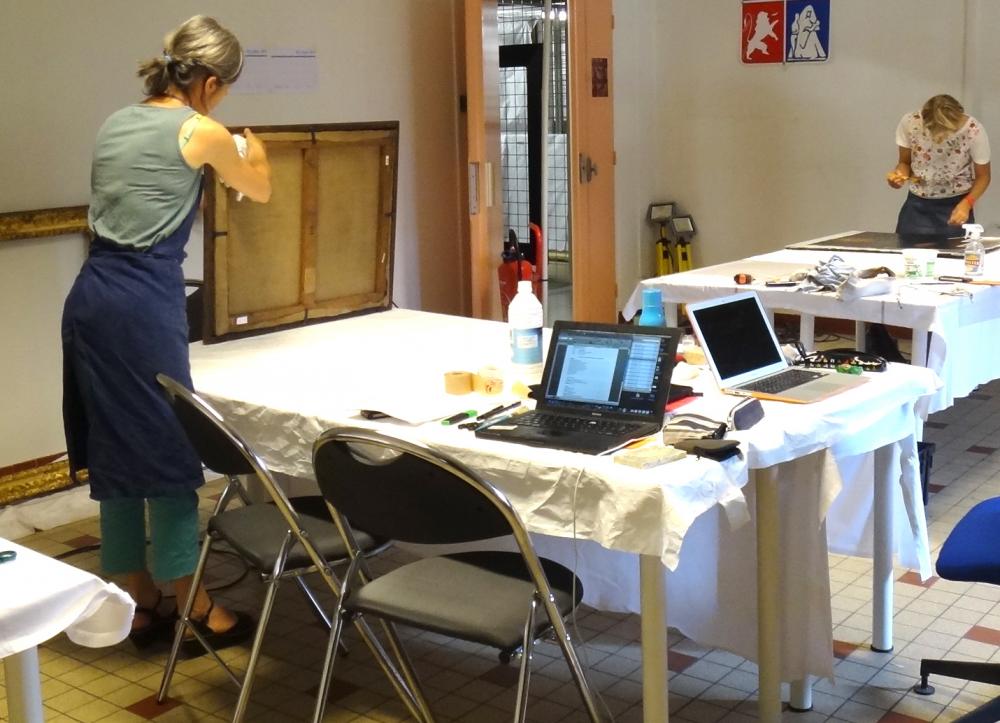 Préparation au déménagement des collections du musée des Hospices Civils de Lyon (été 2014), mandataire du groupement solidaire constitué de Pascale Deloddère, <a href='http://www.fenetre-sur-cadre-lyon.fr' target='_blank'>Philippe Boulet</a>, Irène Bordereau, Emilie Blanc et Aurélia Catrin.